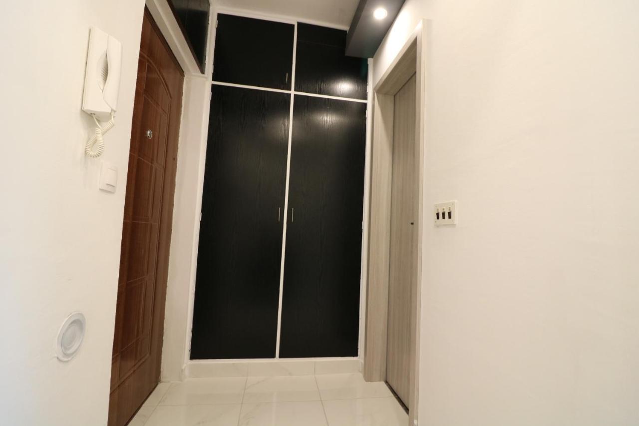 Appartement Sneky à Pula Extérieur photo